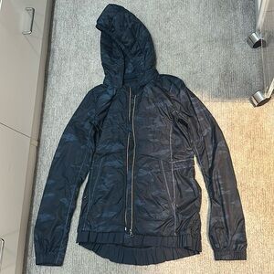 Lululemon Blue Camo Lightweight Coat